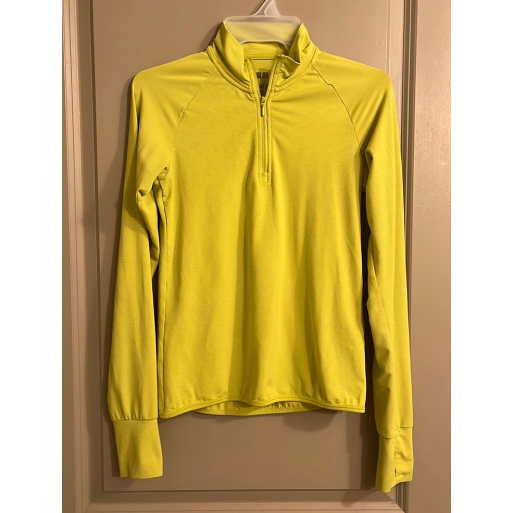 UNIQLO 1/4 Zip long Sleeve
